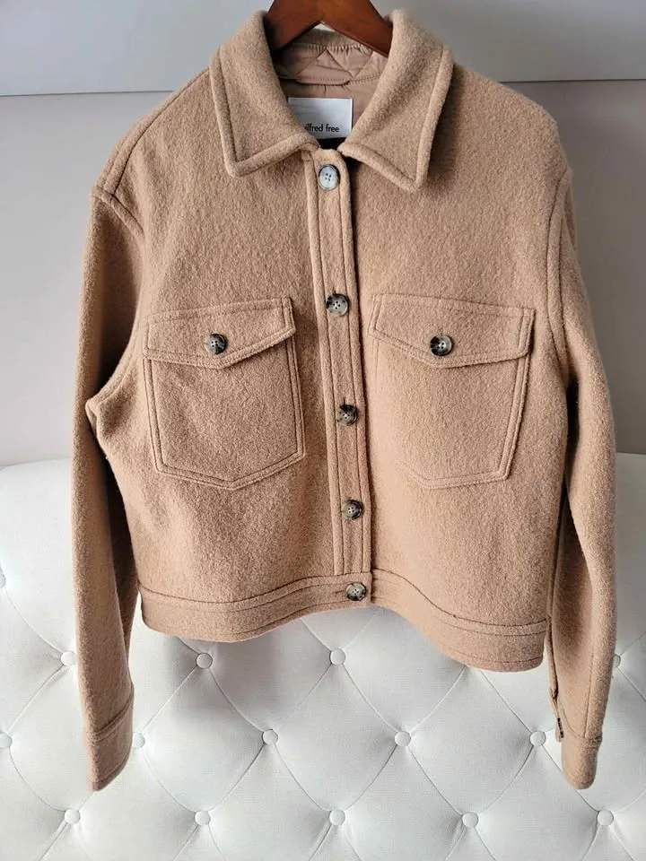 Aritzia Wilfred sz M/L Jacket 100% Merino Wool
