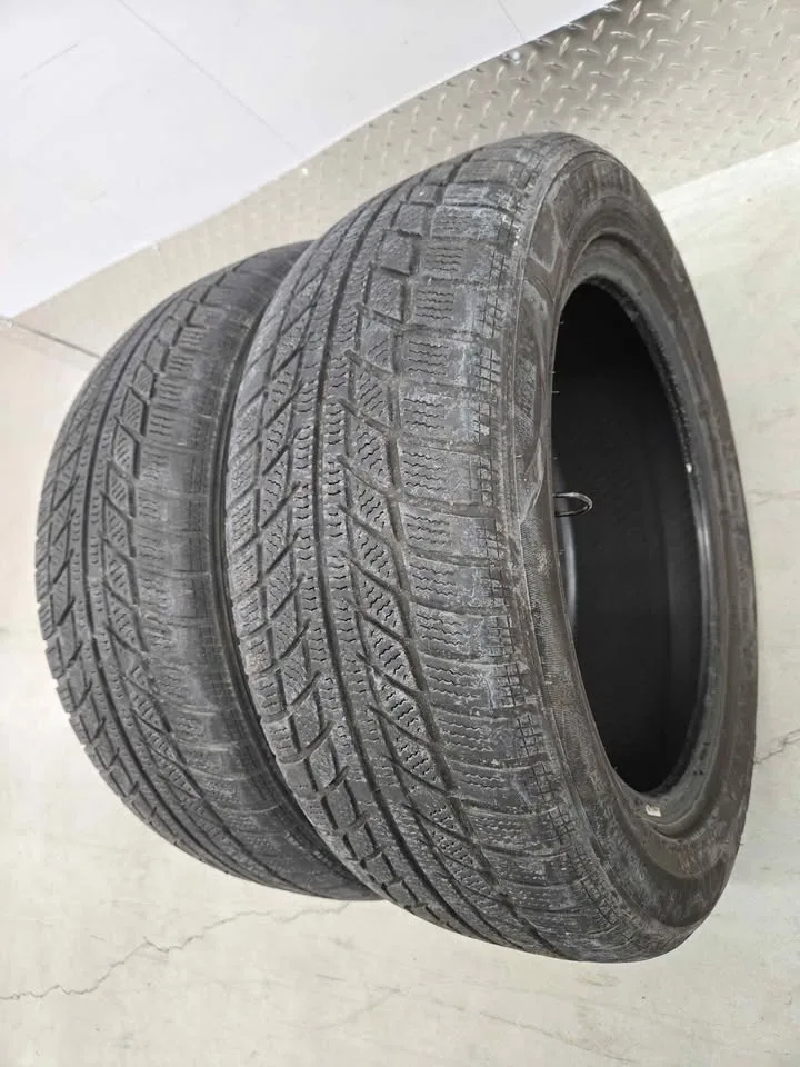 Snowmaster Winter Tires- 205/55R16 image indicator(3)