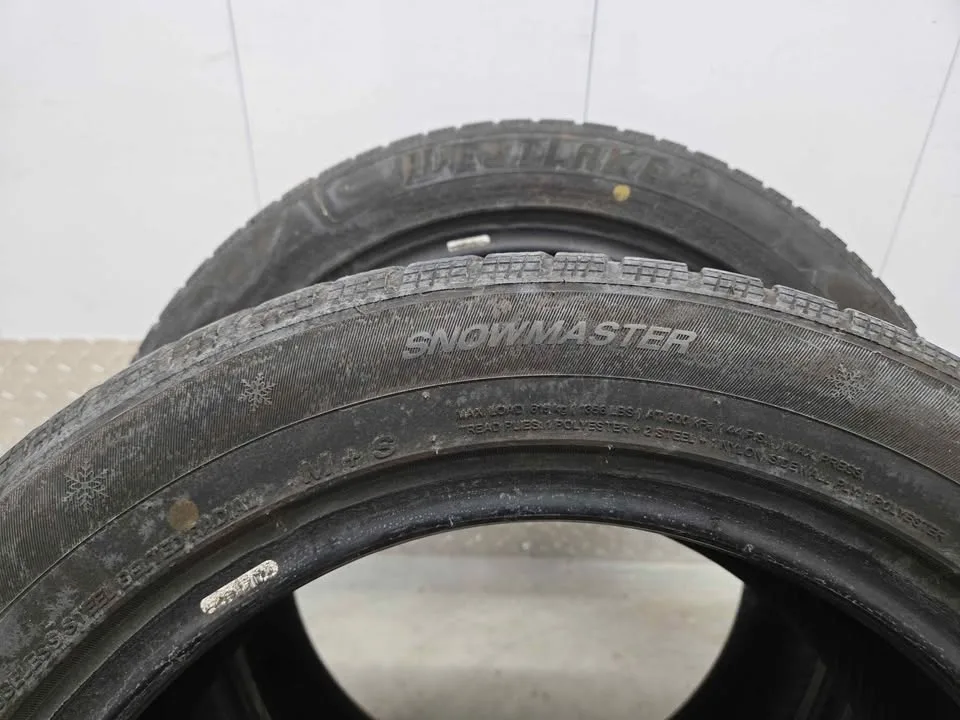 Snowmaster Winter Tires- 205/55R16 image indicator(9)