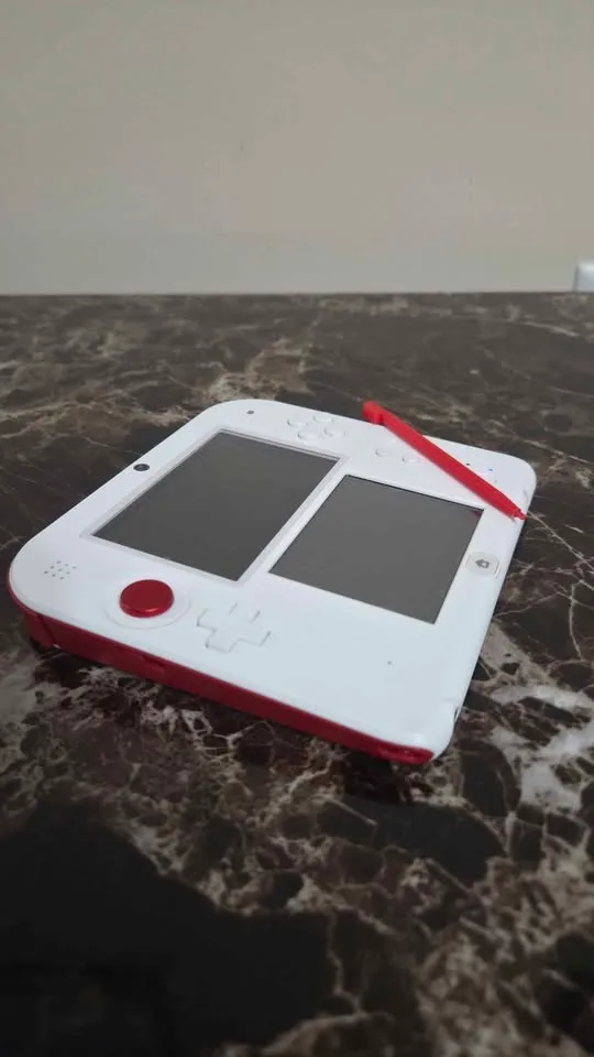 Modded Nintendo 2DS - Metal Circle Pad - 16gb - Every Game image indicator(5)