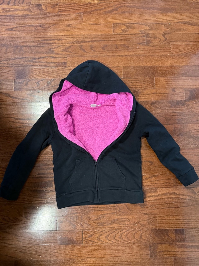 Puma sweater size 10/12