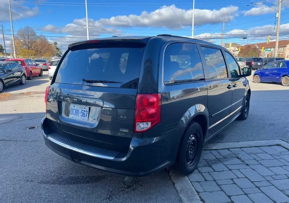 2012 Dodge Caravan image indicator(4)