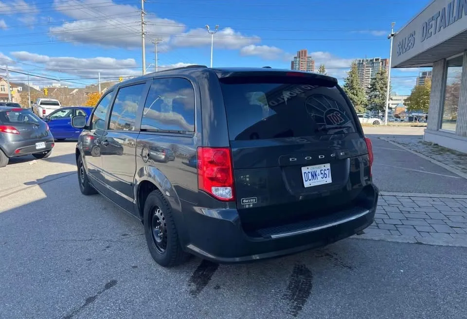 2012 Dodge Caravan image indicator(6)