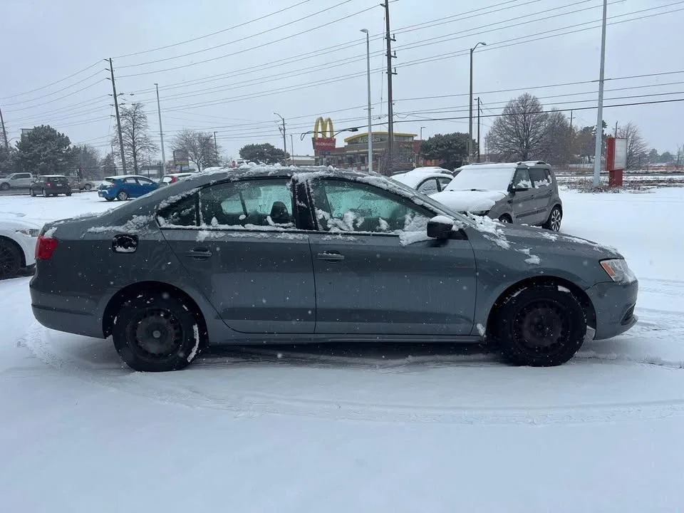 2013 Volkswagen Jetta image indicator(4)