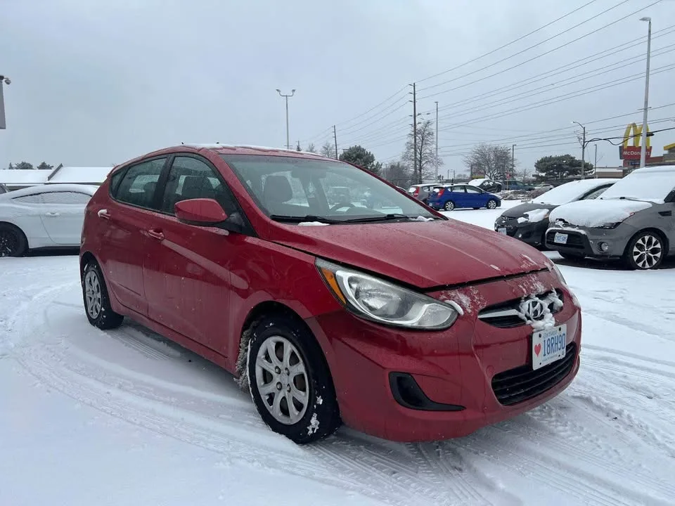 2012 Hyundai Accent image indicator(3)