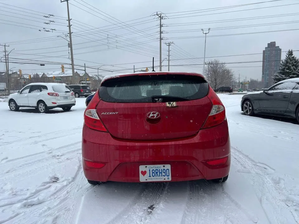 2012 Hyundai Accent image indicator(7)