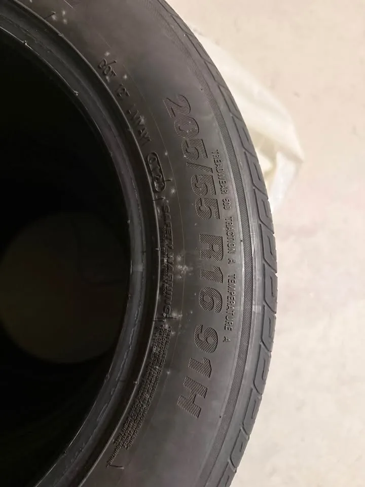 🚗 4 Kumho Tires – 205/55 R16 91H – Fits Hyundai & Many 🚗 image indicator(2)