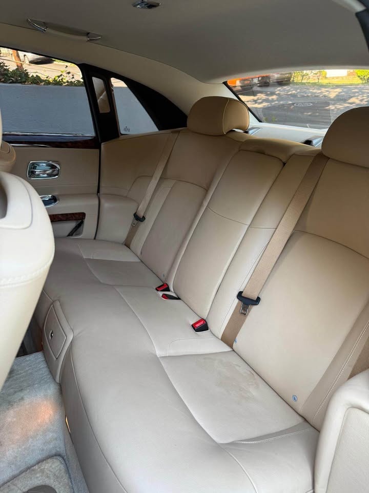 2013 Rolls-Royce Ghost · Extended Sedan 4D - photo 4