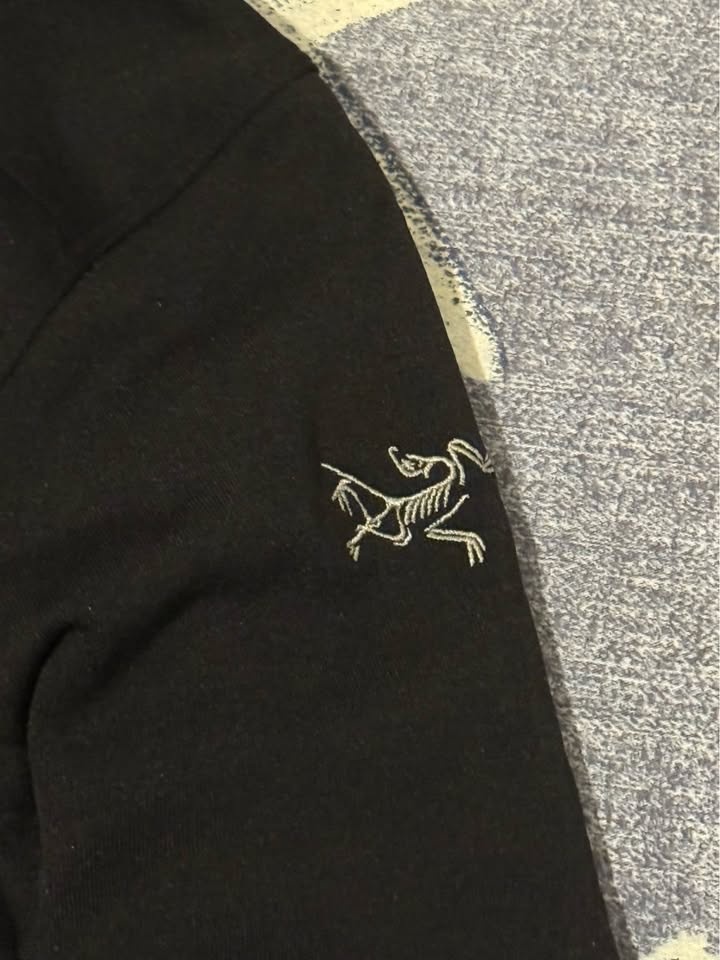 Arcteryx jacket XXS Brand New - photo 2
