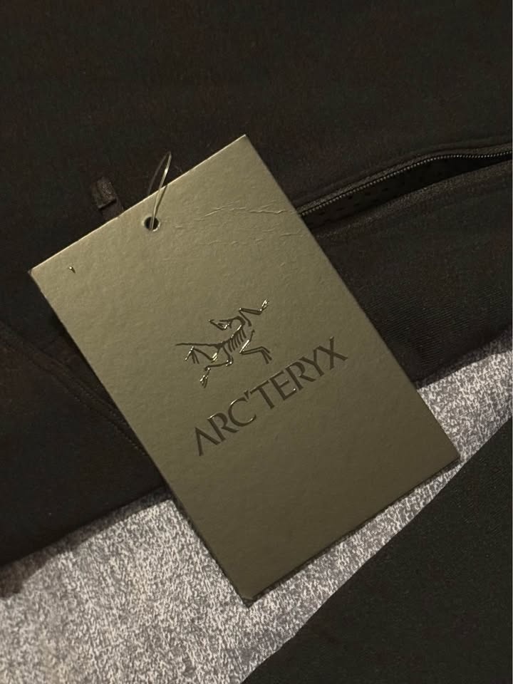 Arcteryx jacket XXS Brand New - photo 3