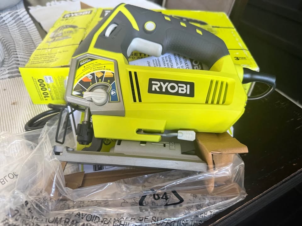 RYOBI 4.8 Amp Corded Variable Speed Orbital Jig Saw - photo 3