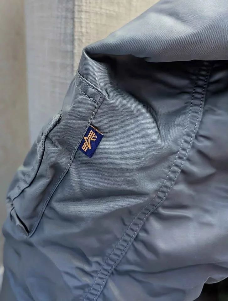 Alpha Industries Green Jacket - kids large- ($75 in Dec) image indicator(5)