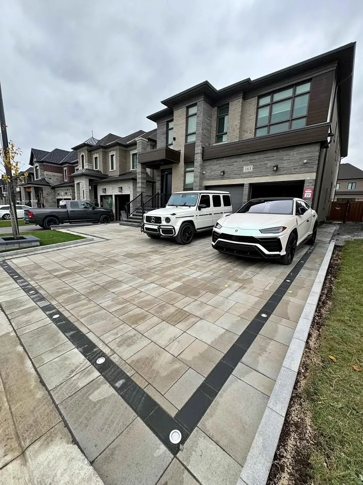 Interlock, step retaining wall