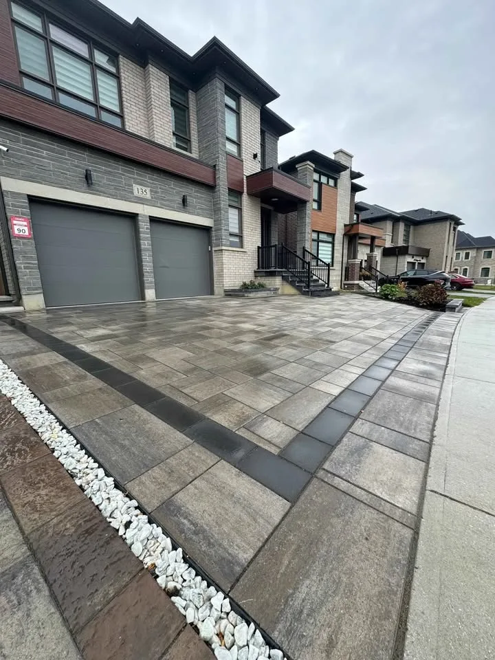 Interlock, step retaining wall image indicator(4)