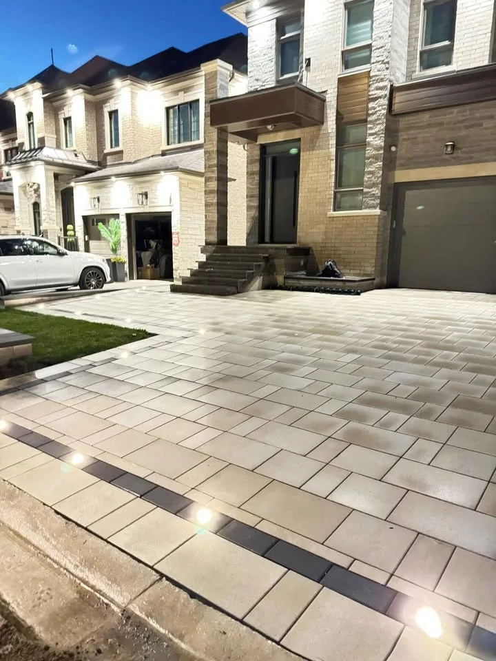 Interlock, step retaining wall image indicator(5)