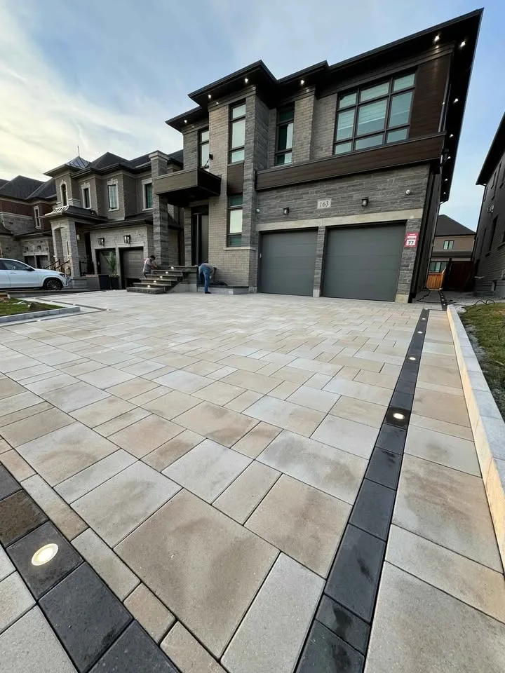 Interlock, step retaining wall image indicator(6)