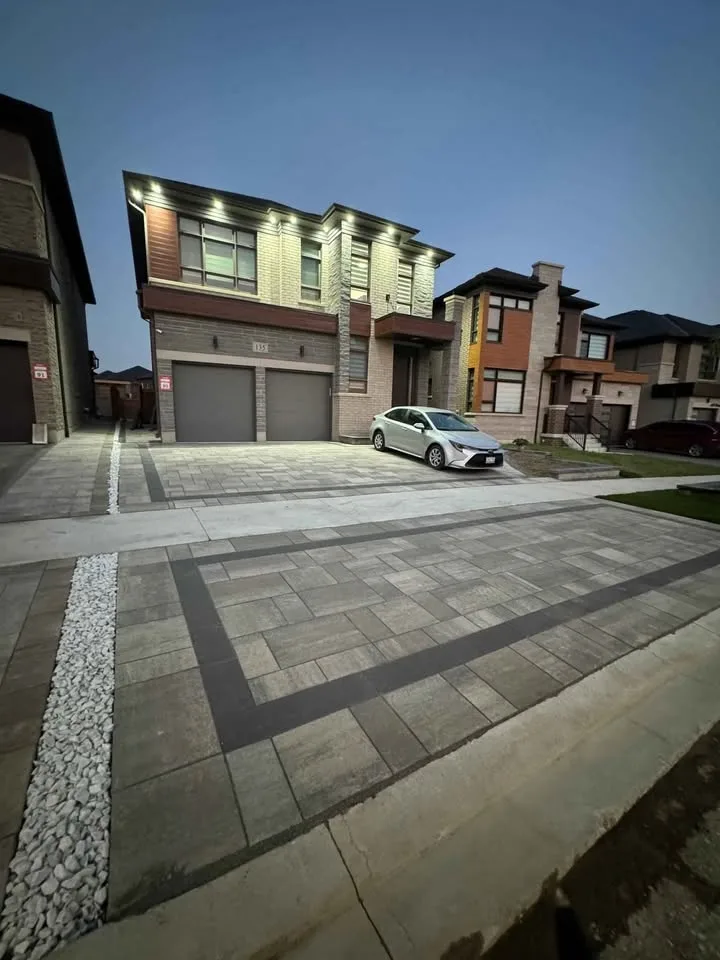 Interlock, step retaining wall image indicator(10)