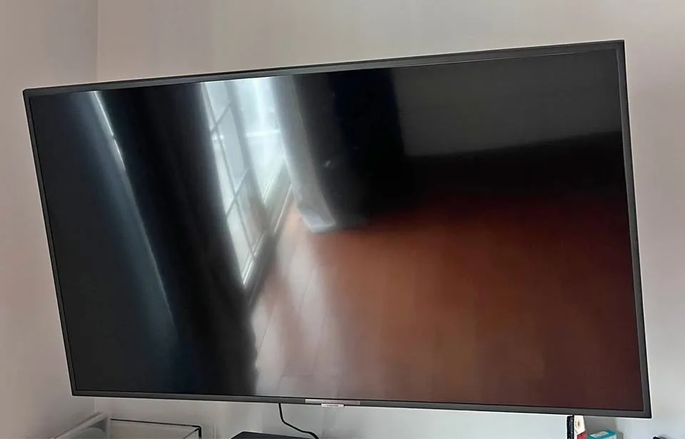 TV SAMSUNG 50-Inch 4K UHD 7 Series Smart TV with HDR Alexa