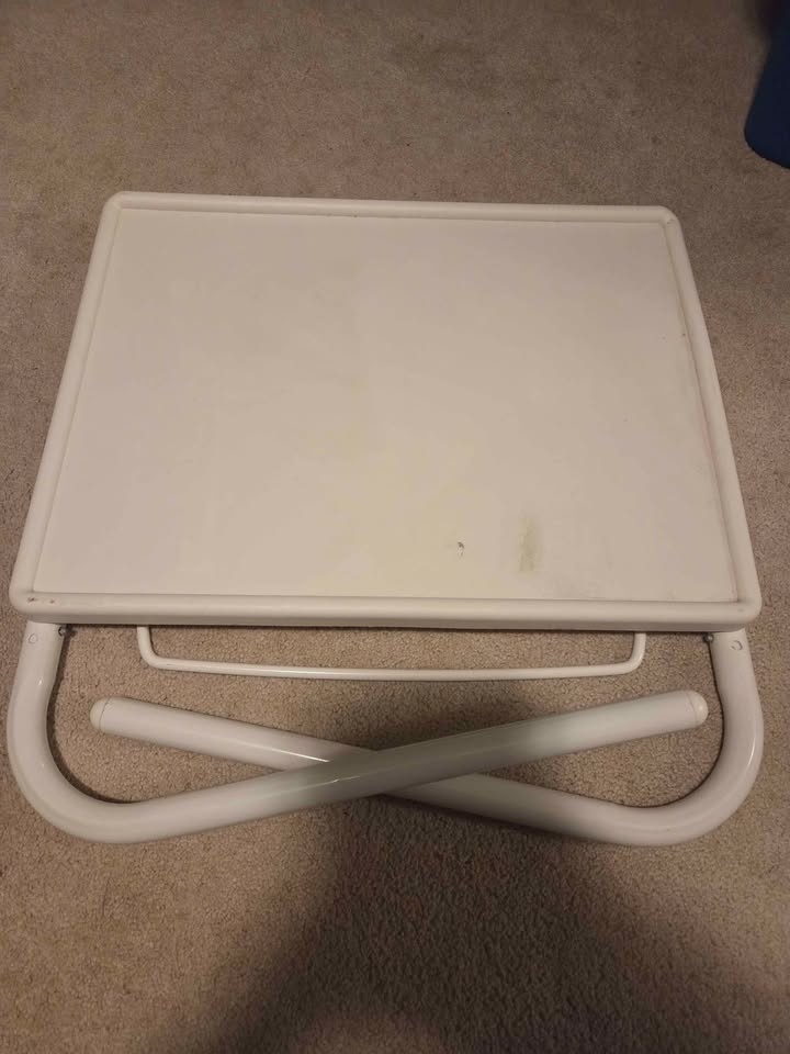 Tablemate TV Tray - photo 2