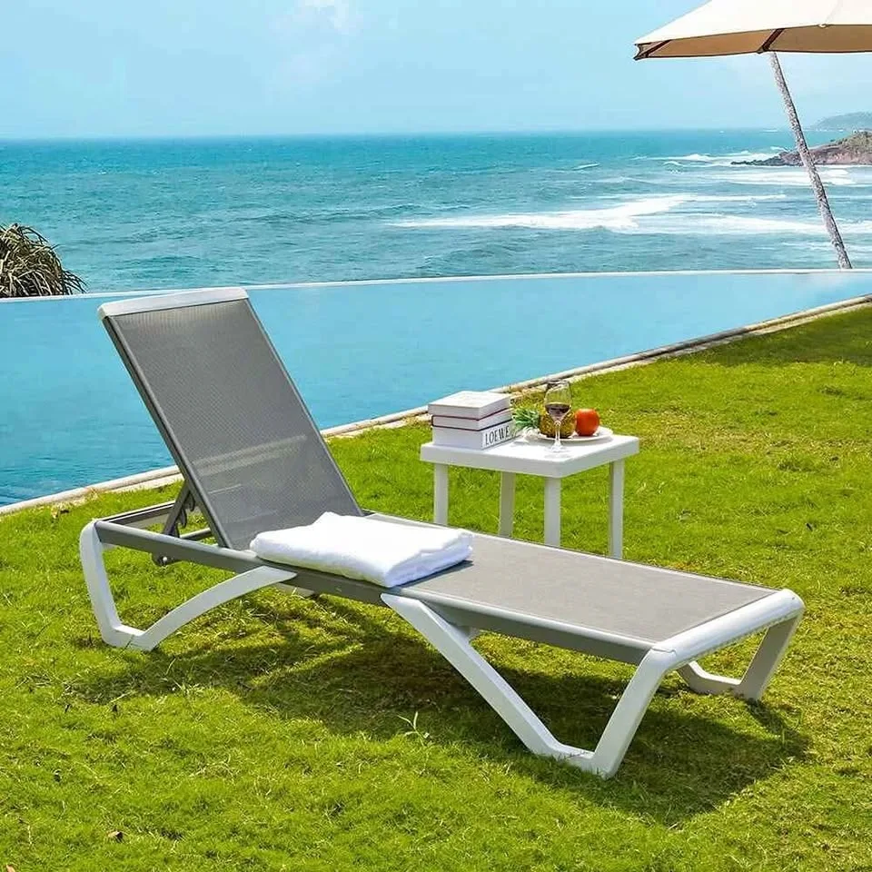 Outdoor Chaise Sun/Pool Lounge