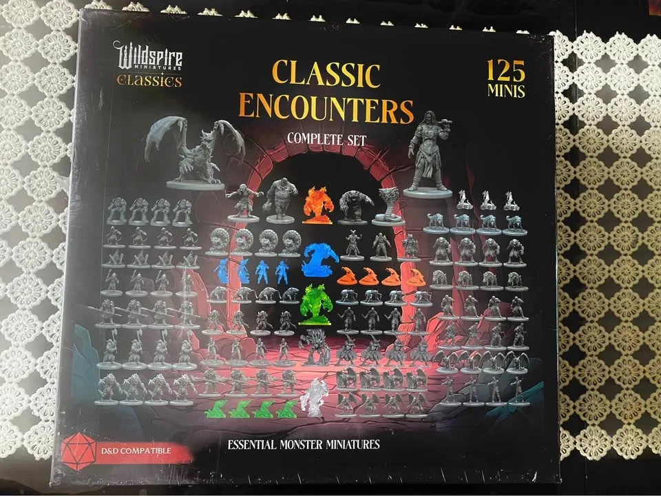 New Sealed DND Miniatures - 125 Unpainted 28mm Minis image indicator(9)