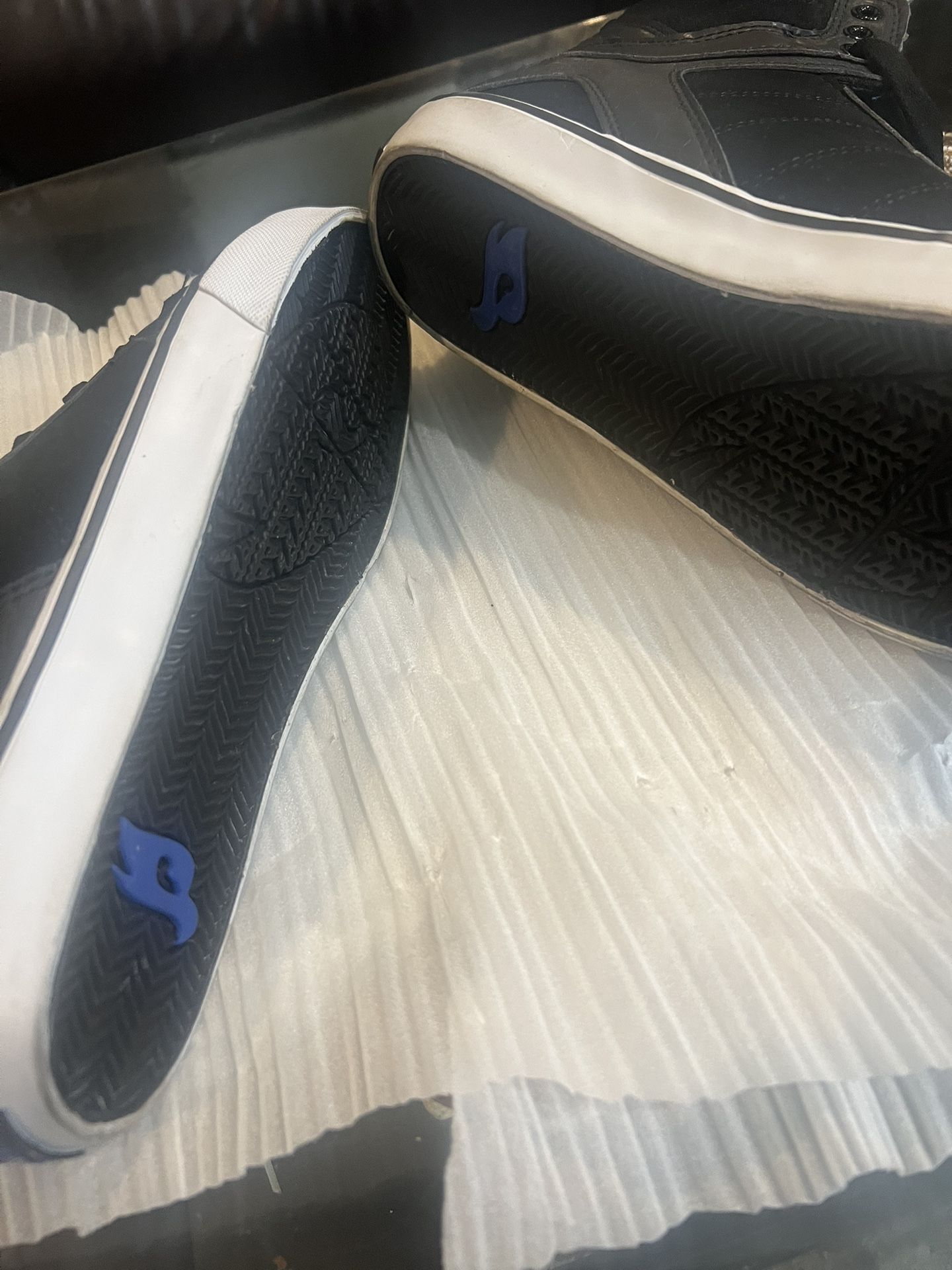 Brand New Mens Hawnk High Snickers Size 9/12 - photo 4