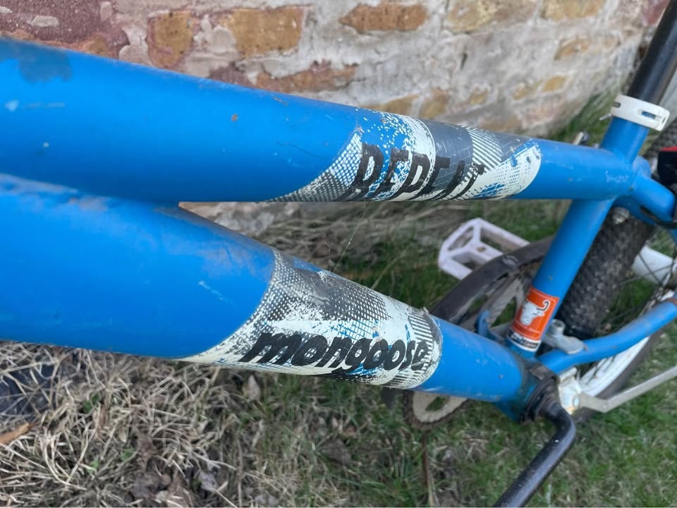Mongoose Repeat dirt bike - photo 3