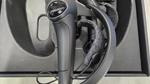 Valve Index Knuckles VR Controllers – Excellent - photo 4