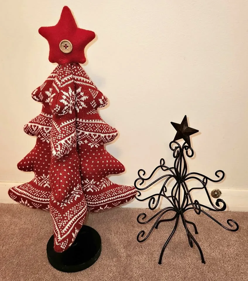 Cozy & Chic Christmas Tree Decor bundle