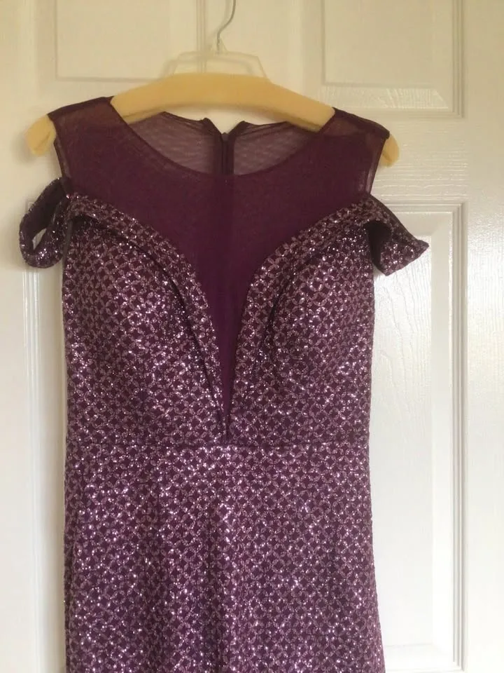 Elegant Long gown size 12 ordered from Turkey image indicator(5)