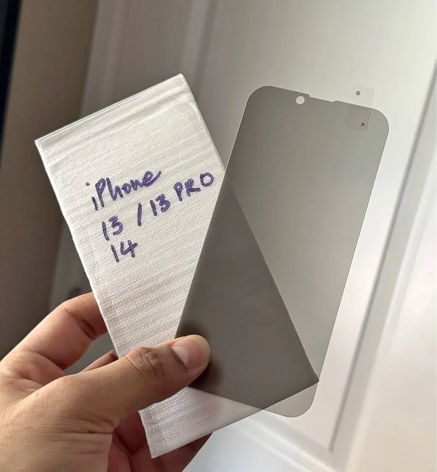 iPhone 13/13 Pro/14 privacy/Anti spy Tempered glass