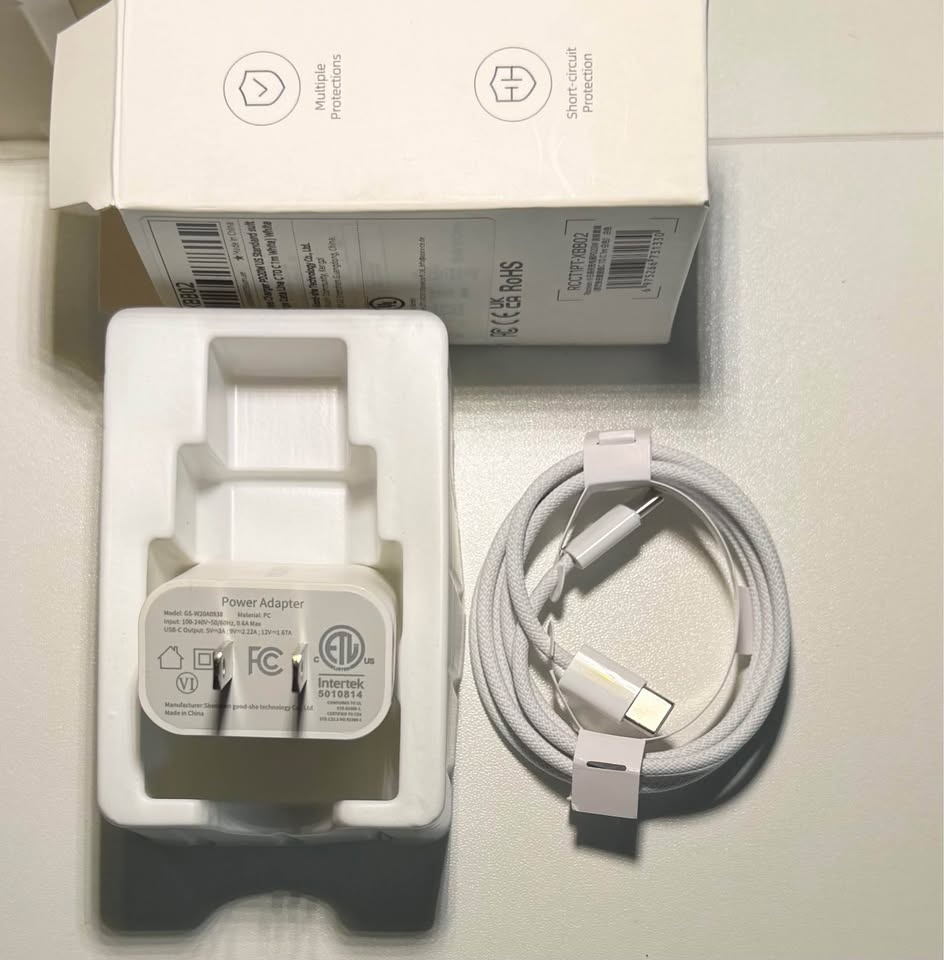 USB-C fast charger with cable for new iPhones and Samsung *NEW* - photo 3
