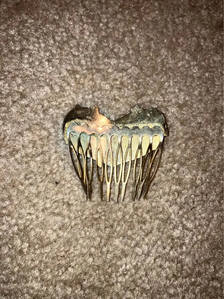 Vintage 1970s Hair Comb image indicator(2)