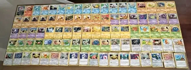 2009 Pokemon Cards Lot