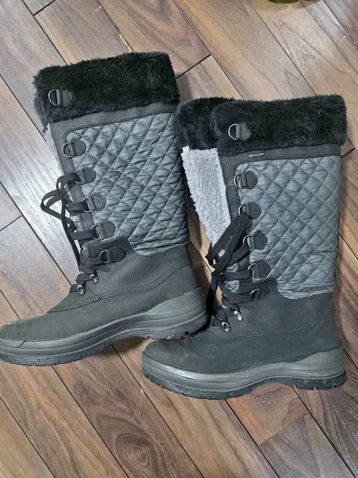 Size 7 Women's Winter boots