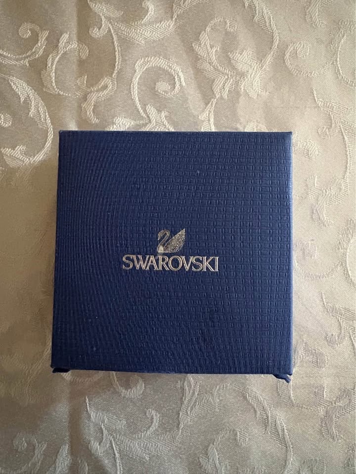 Swarovski Bella Drop Earring - photo 3