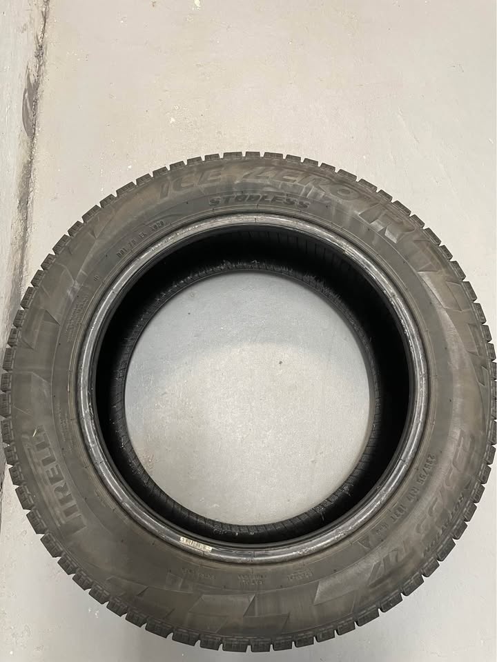 Pirelli Sub Zero 235/55 R17 - photo 2