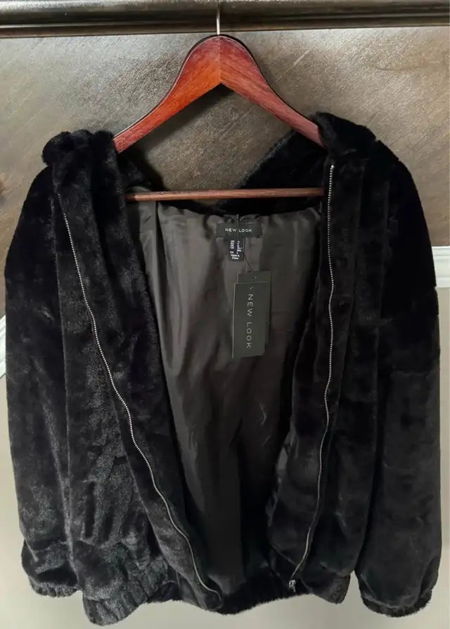 Brand New Women’s New Look Faux Fur Jacket - photo 3