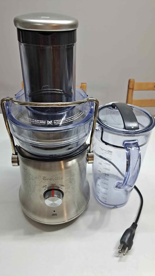 Breville Juicer