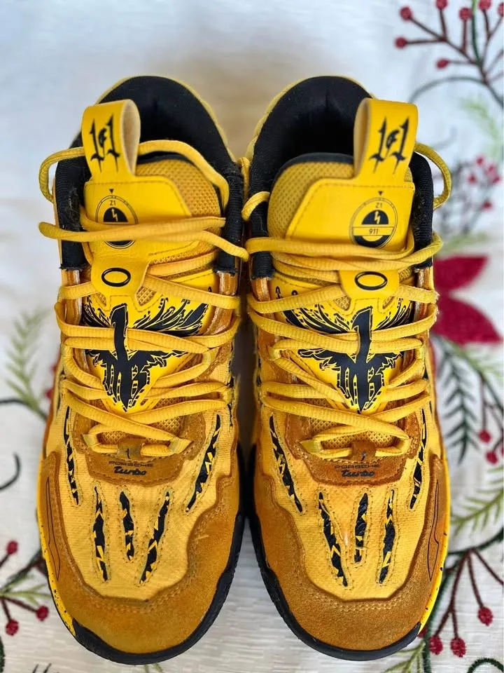 MELO basketball shoes