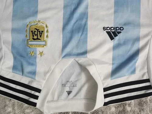 Vintage 2018 Argentina Adidas Soccer Jersey image indicator(3)