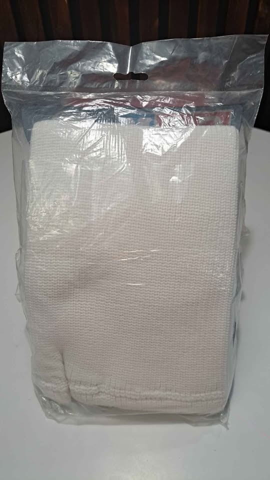 28" Adult Poly Knit Ice Hockey Socks - photo 2