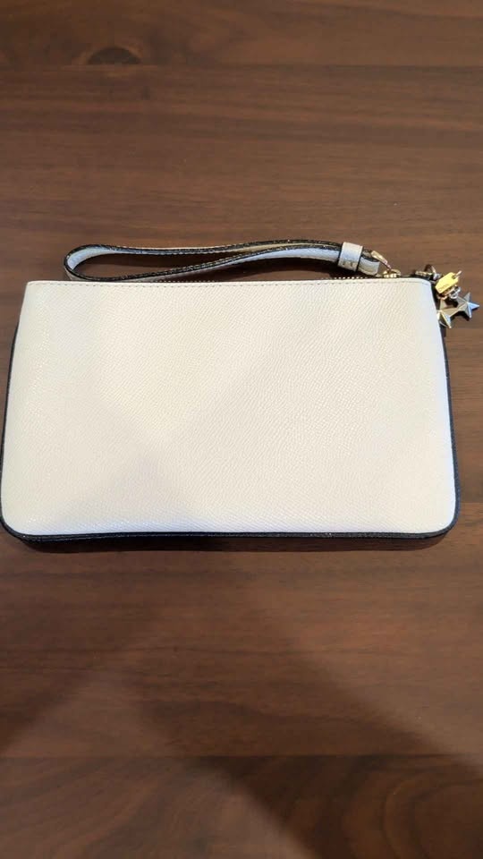 Coach Wristlet - photo 2