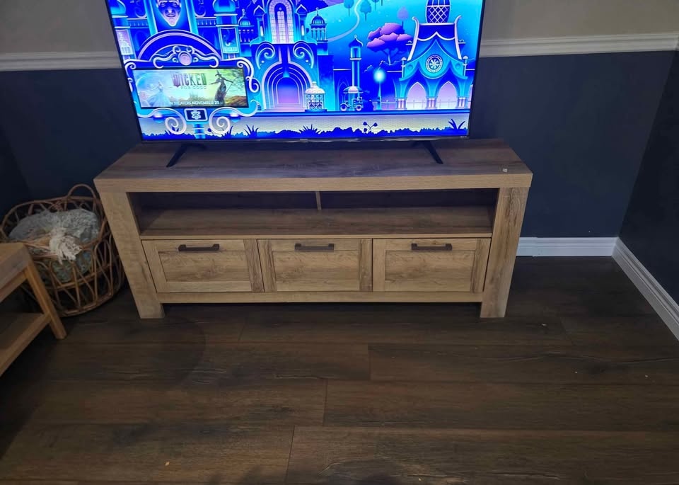 TV Unit - photo 3