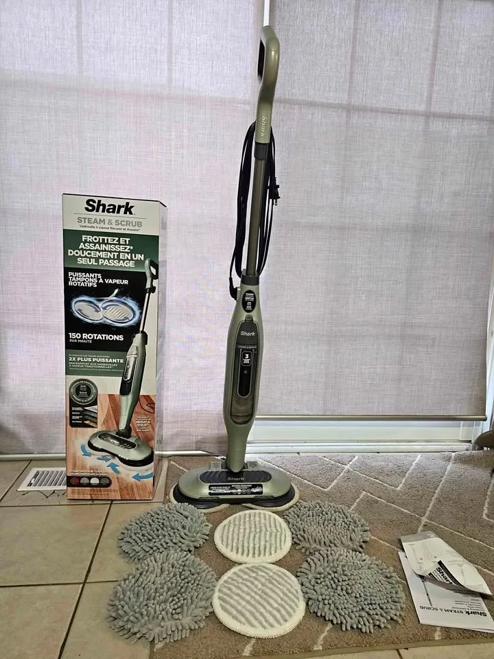 Shark steam and scrub