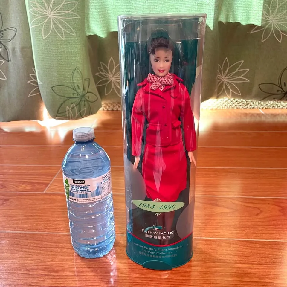 HERMES Cathay Pacific Flight Attendant Doll image indicator(7)