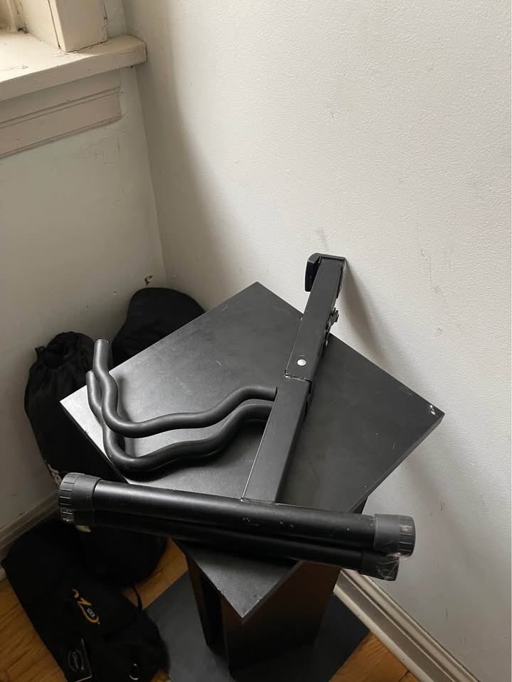 Top Stage Folding Guitar Stand - photo 3