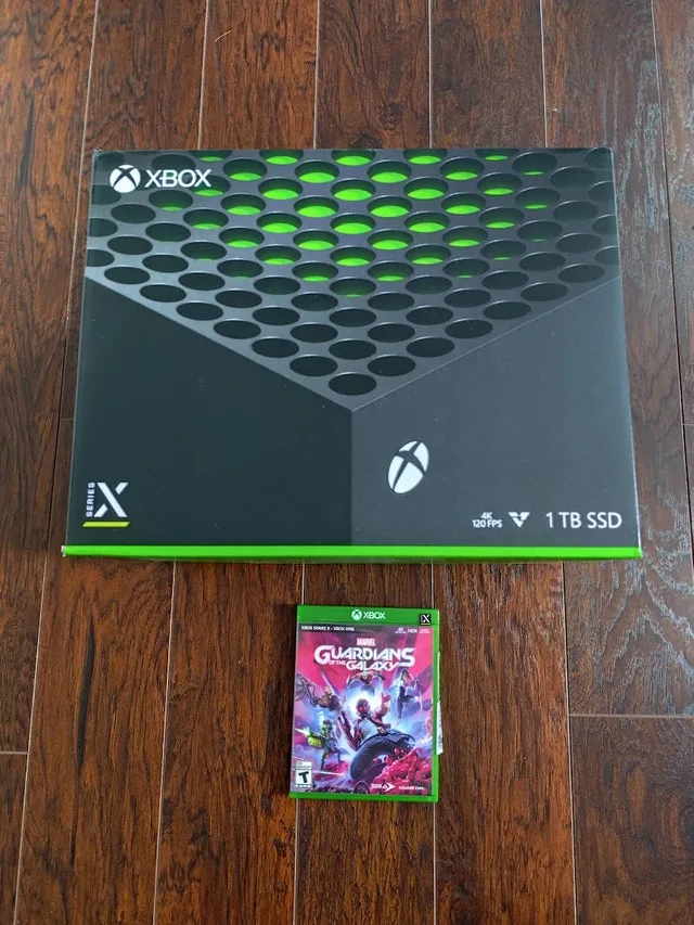 (Delivery) LNIB Xbox Series X 1TB w/games