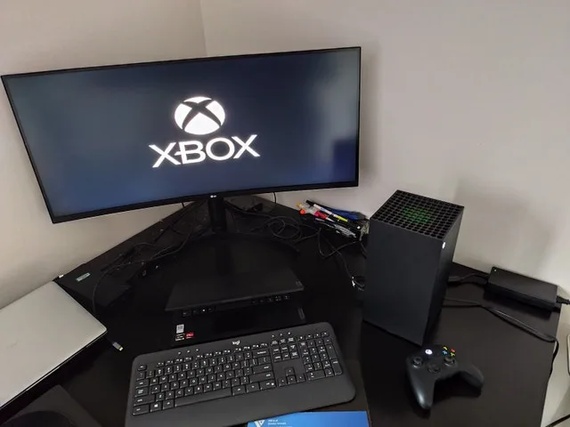 (Delivery) LNIB Xbox Series X 1TB w/games image indicator(3)