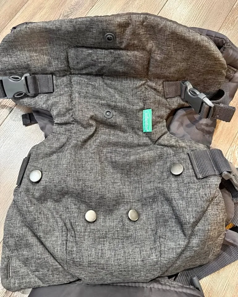 Infantino Flip Advanced carrier